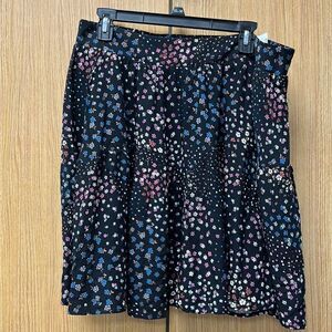 NWT TORRID mini Challis Tiered Skater Skirt Daises Black L 12
